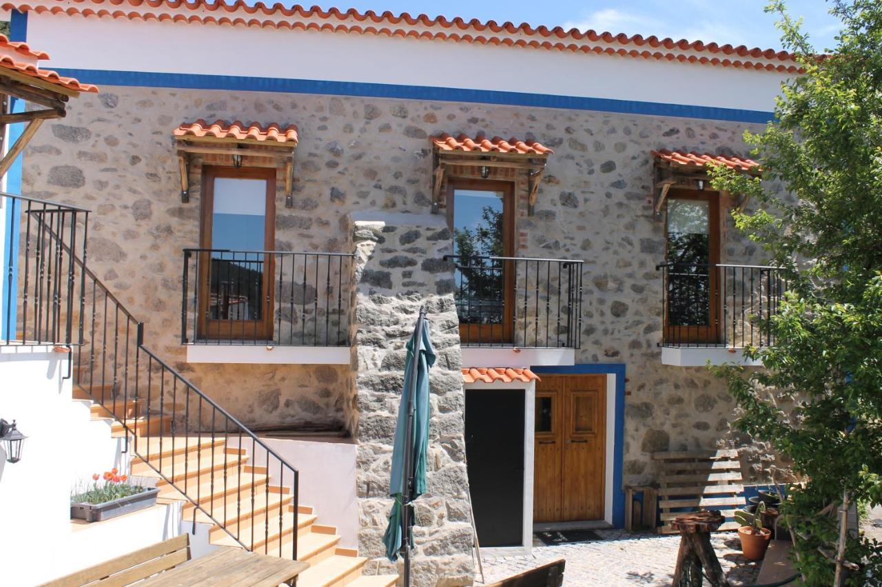 הוילה מונצ'יק Horta Do Ze Miguel מראה חיצוני תמונה